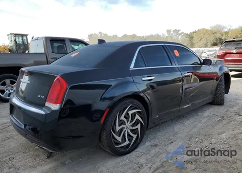 2019 Chrysler 300 Limited из США, поврежденный, VIN 2C3CCAEG4KH683095